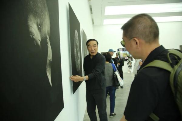让艺术融入生活 | 三亚国际摄影周艺海棠展区开展